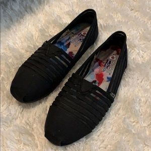 BOB black size 8 slip on shoes